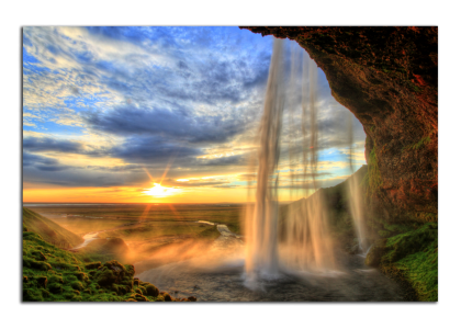 Vodopád a západ slunce